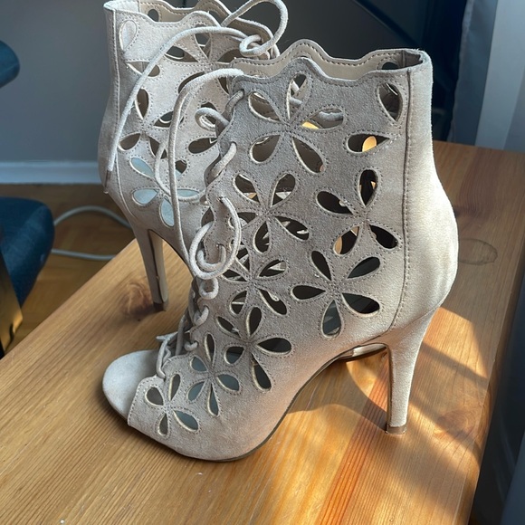 Aldo Heels - Picture 3 of 3